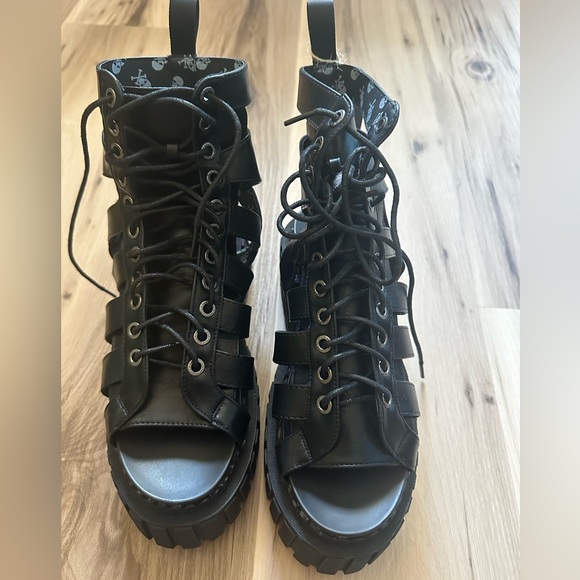 Gladiator Platform Sandal Boots - Picture 2 of 3